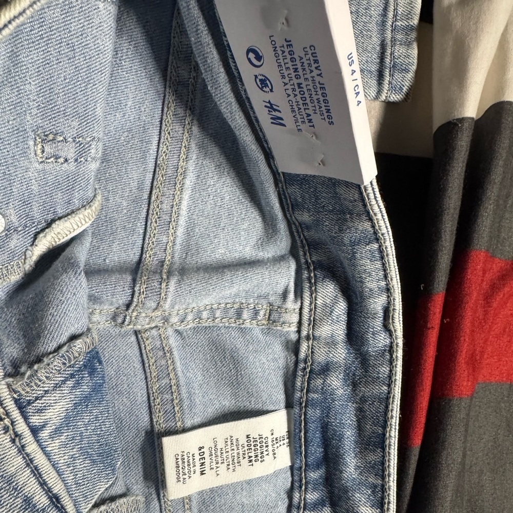 H&M Curvy Jeggings - Picture 2 of 2